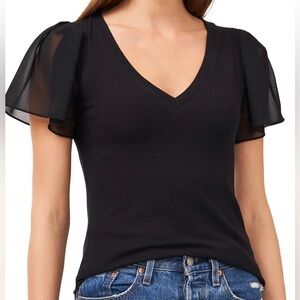 Women's Flutter Ribbed V-Neck Knit Top